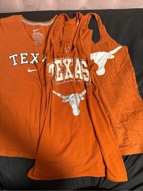 3 university of Texas shirts. Texas longhorn Tee UT